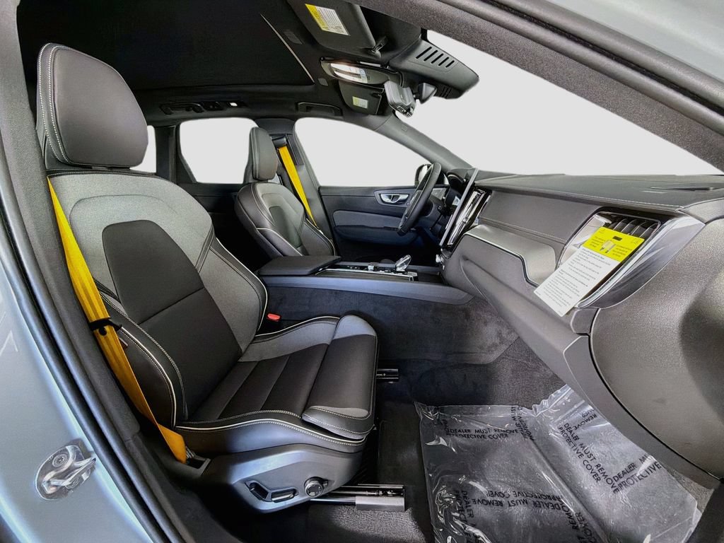 New 2026 Volvo XC60 T8 Polestar w/ Protection Package Premier AWD/4WD image 29