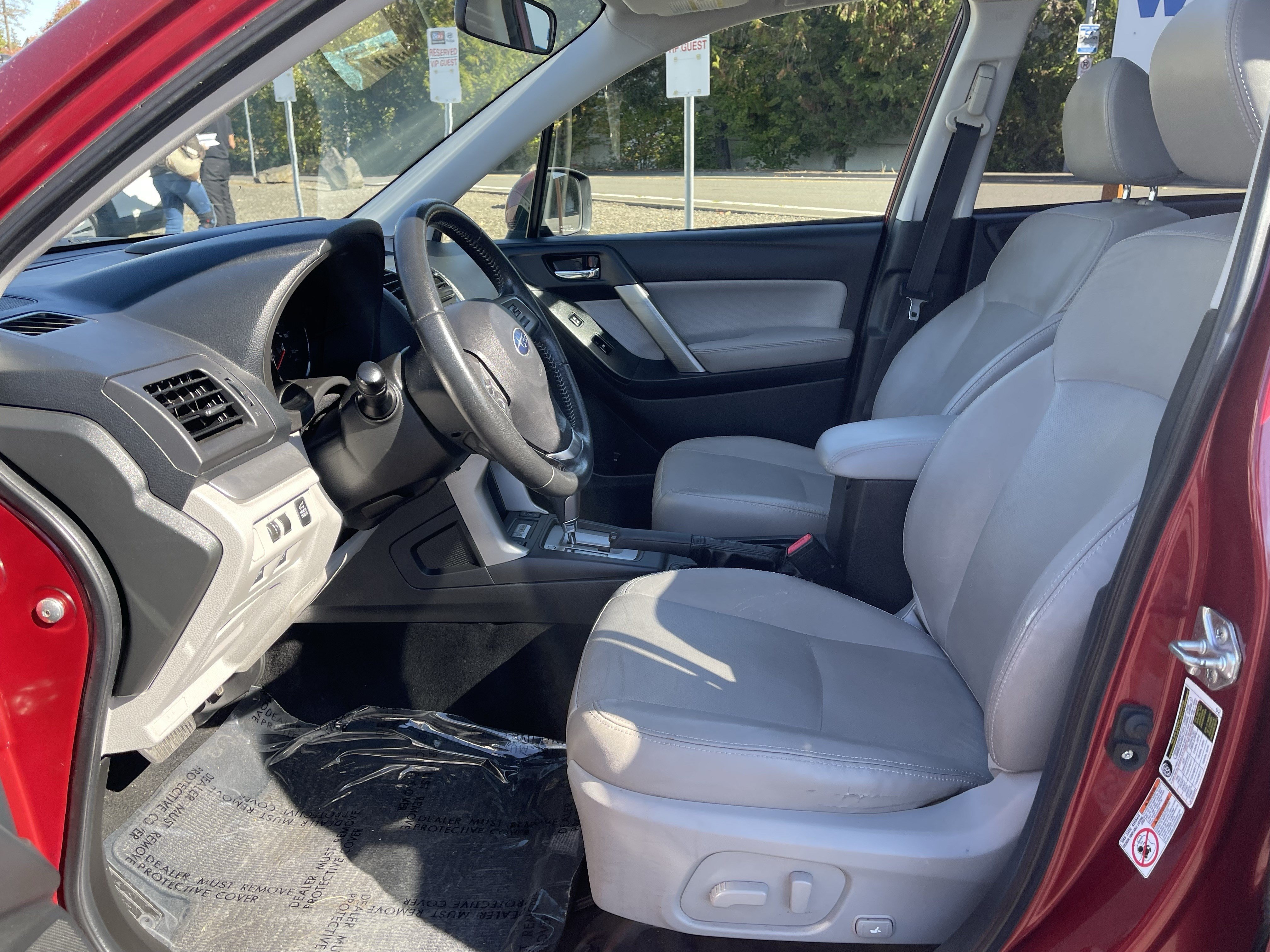 Used 2014 Subaru Forester 2.5i Touring AWD/4WD image 11