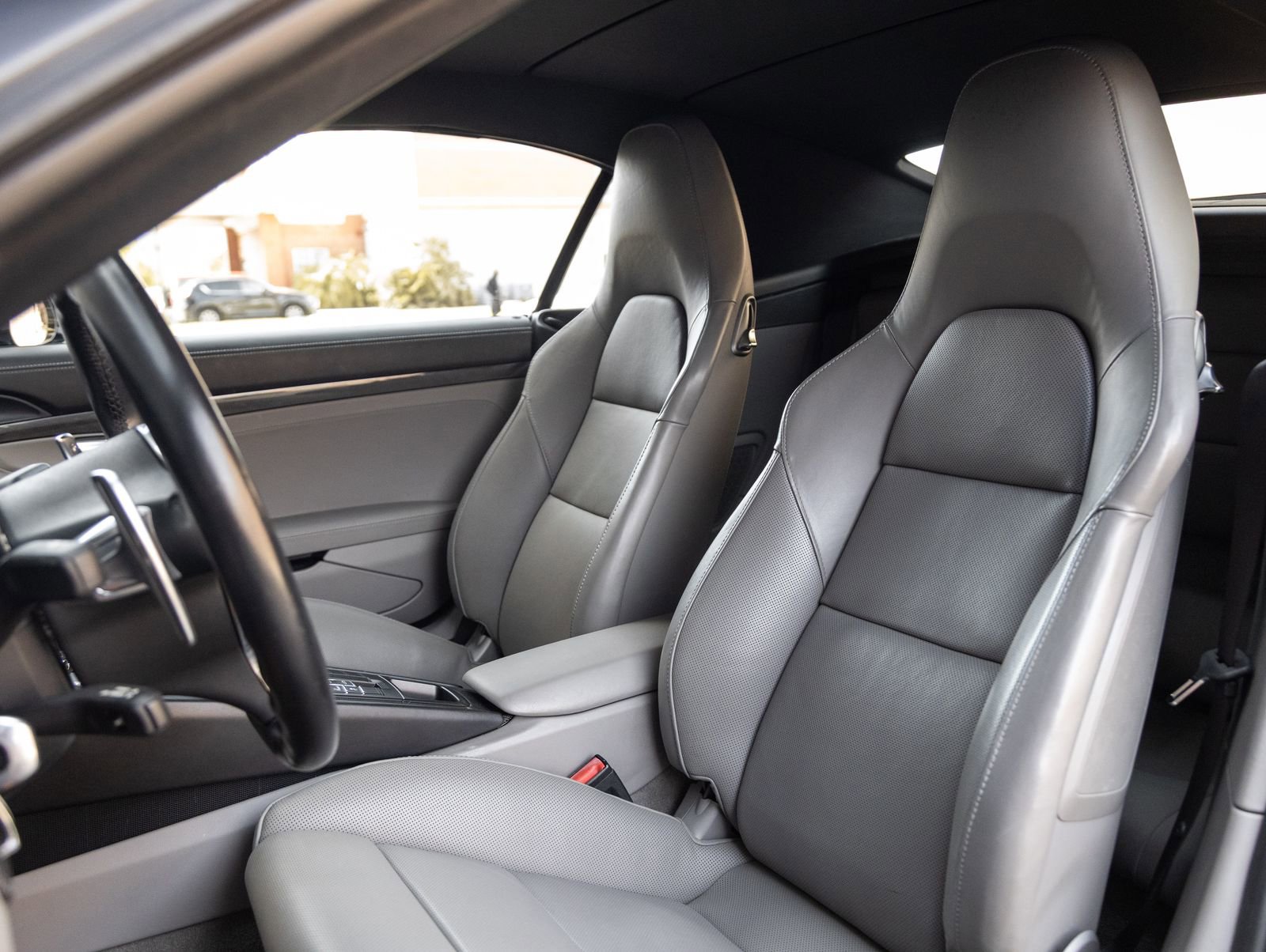 Certified 2014 Porsche 911 Turbo S image 5