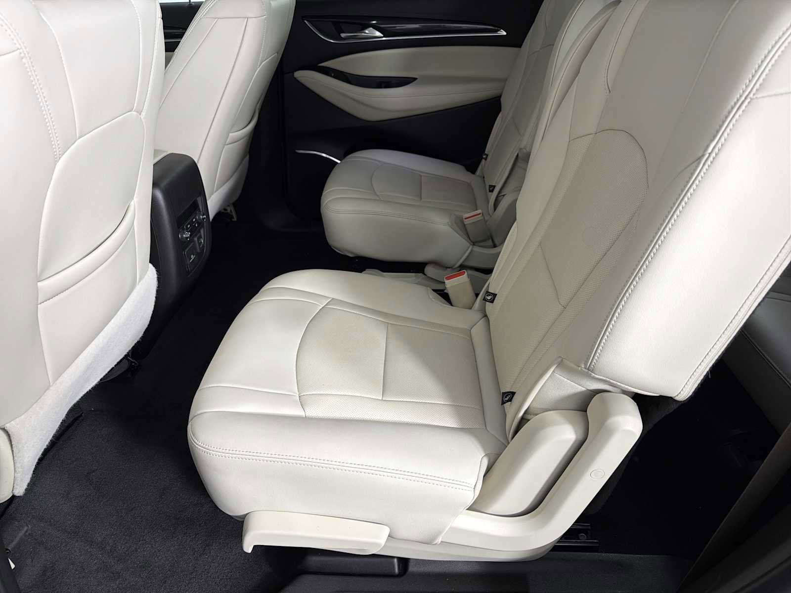 Certified 2023 Buick Enclave Premium w/ Experience Buick Package AWD/4WD image 20