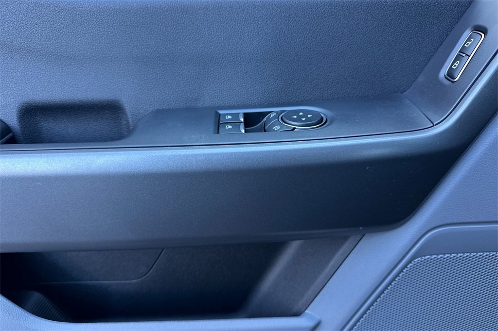 New 2026 Ford F350 XLT w/ 360-Degree Camera Package image 8
