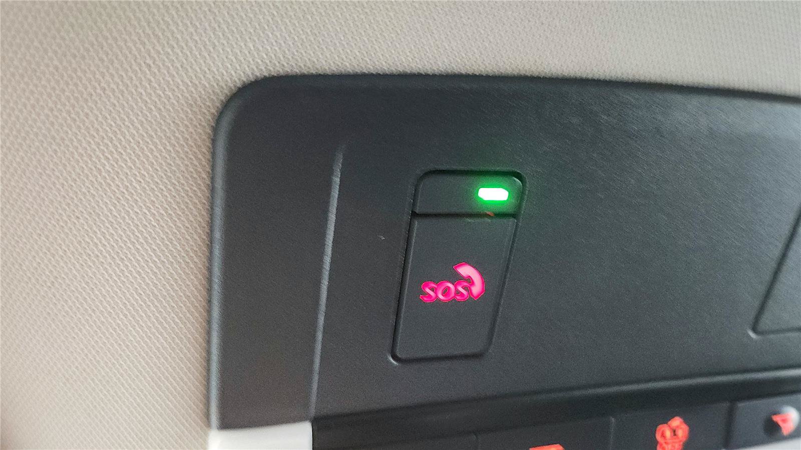 Used 2025 Nissan Pathfinder SL FWD image 34
