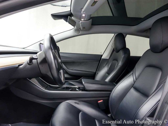 Used 2019 Tesla Model 3 Standard Range Plus RWD image 12
