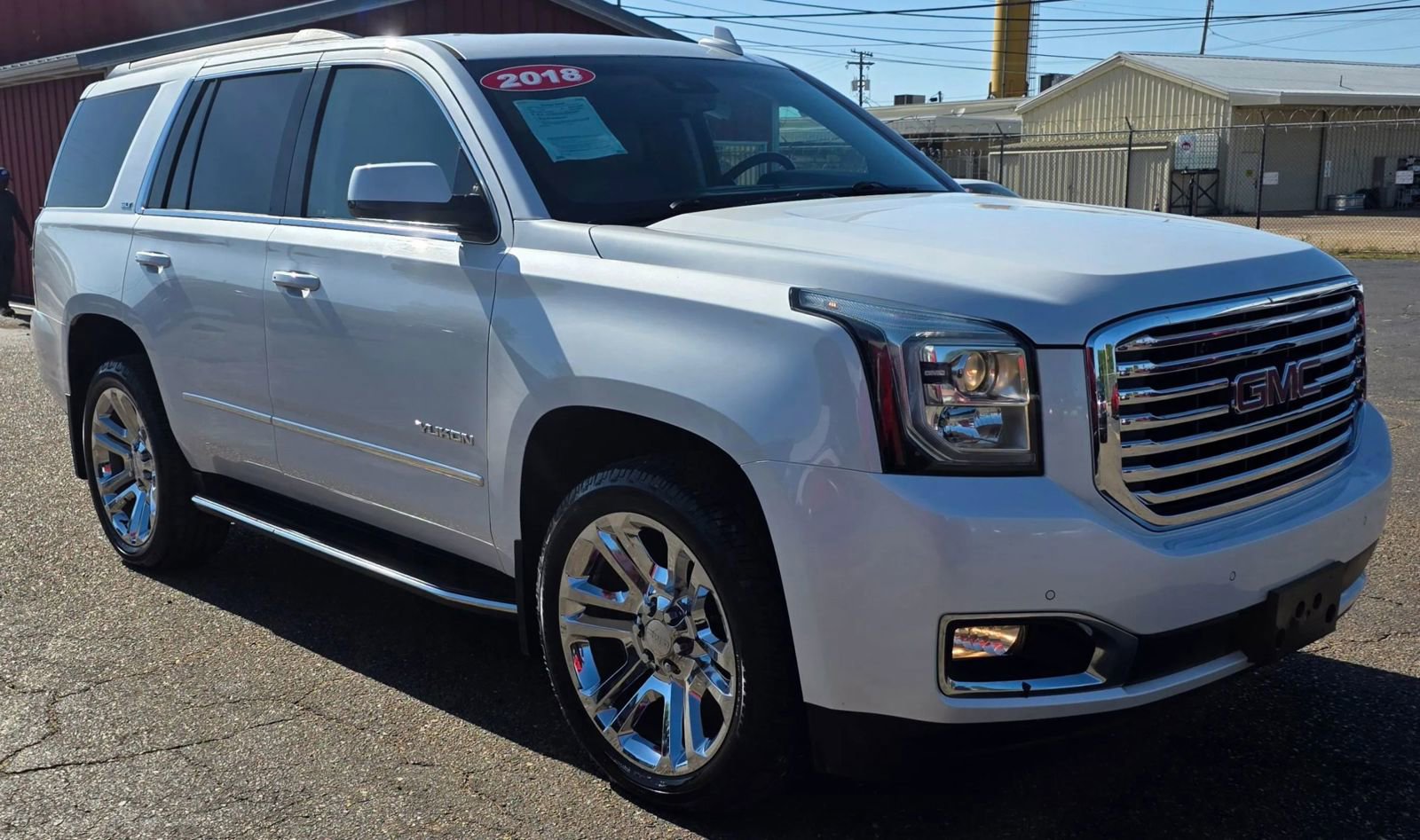 Used 2018 GMC Yukon SLT w/ Premium Edition AWD/4WD image 1