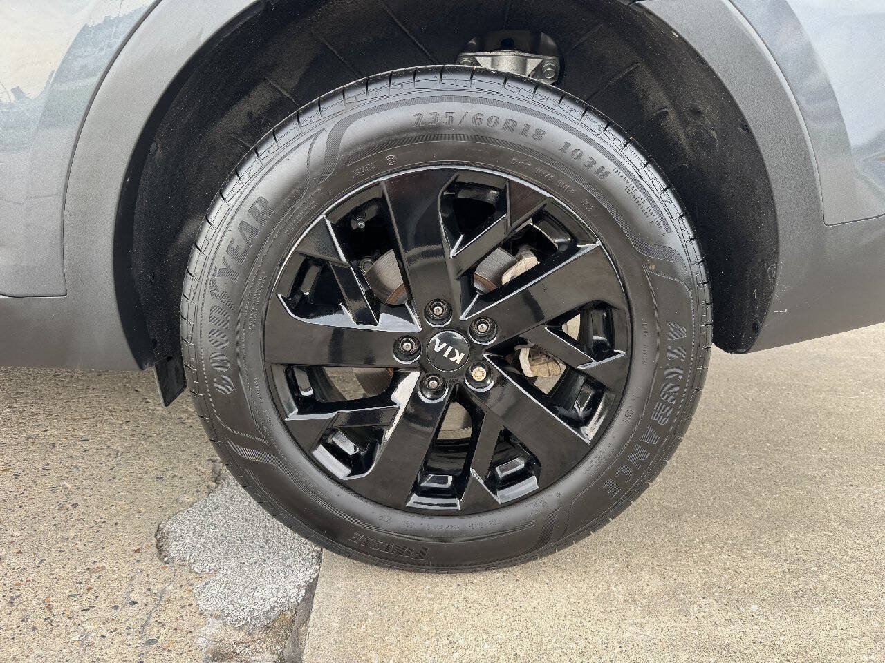 Used 2021 Kia Sorento S AWD/4WD image 9