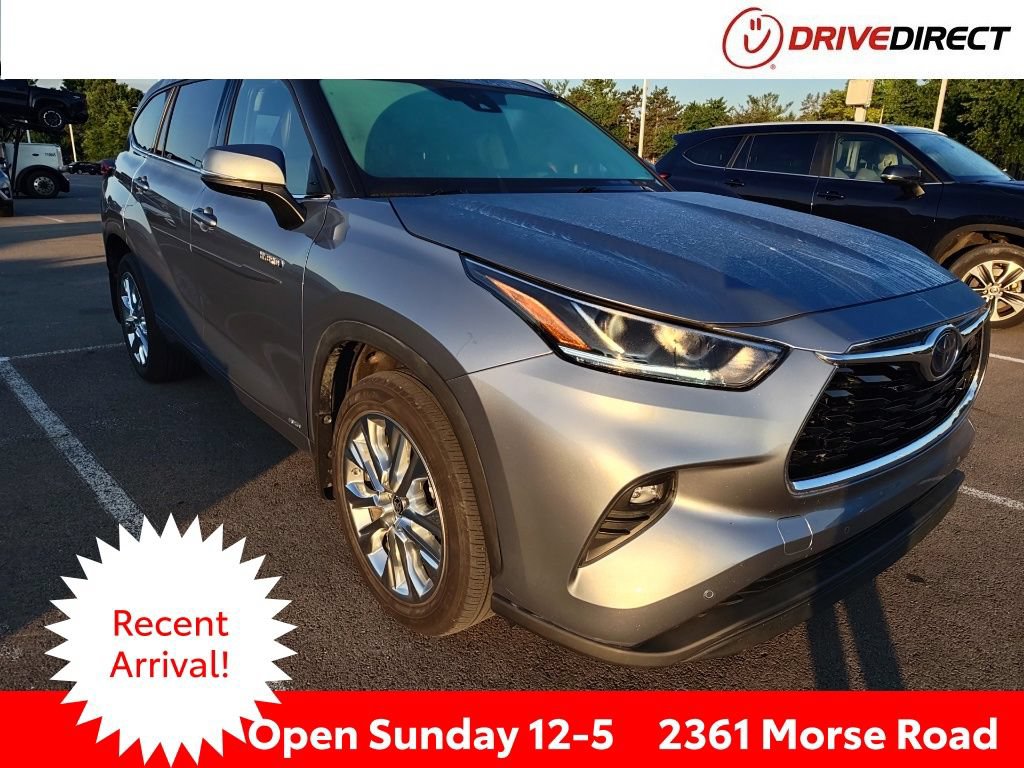 Used 2021 Toyota Highlander Limited AWD/4WD image 1