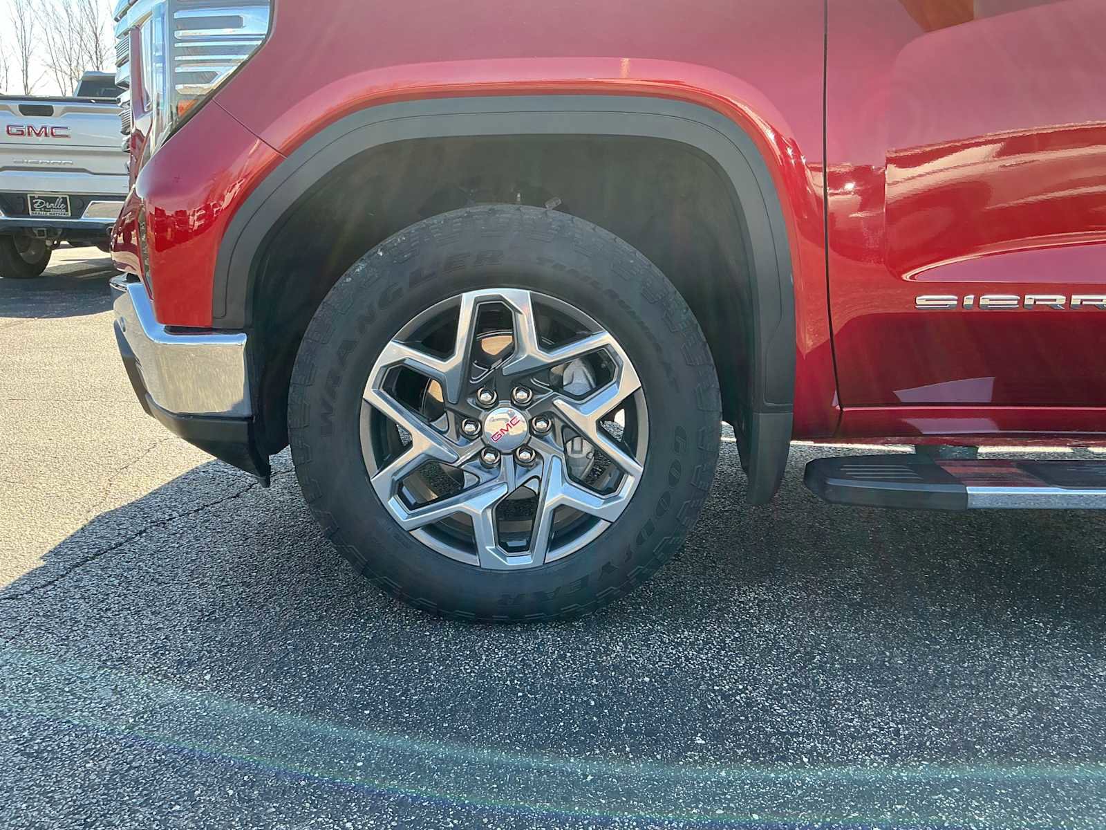 Used 2024 GMC Sierra 1500 SLT w/ SLT Premium Plus Package image 29