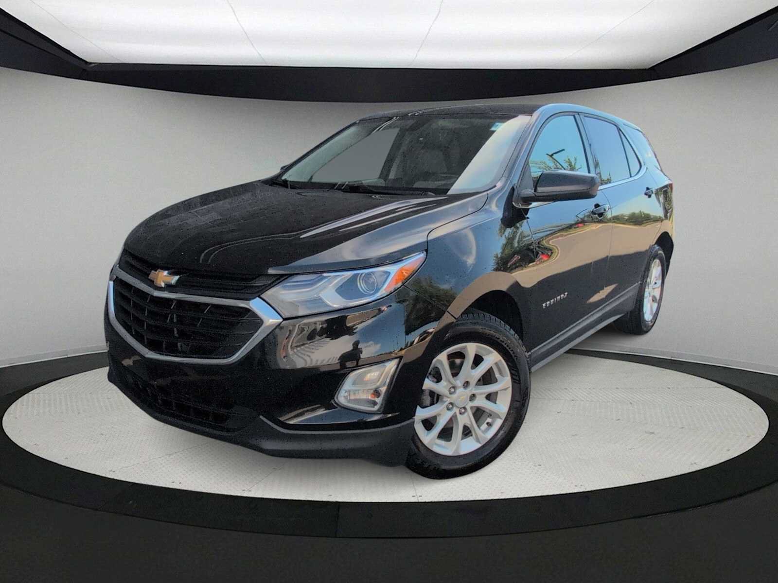 Used 2018 Chevrolet Equinox LT FWD image 1