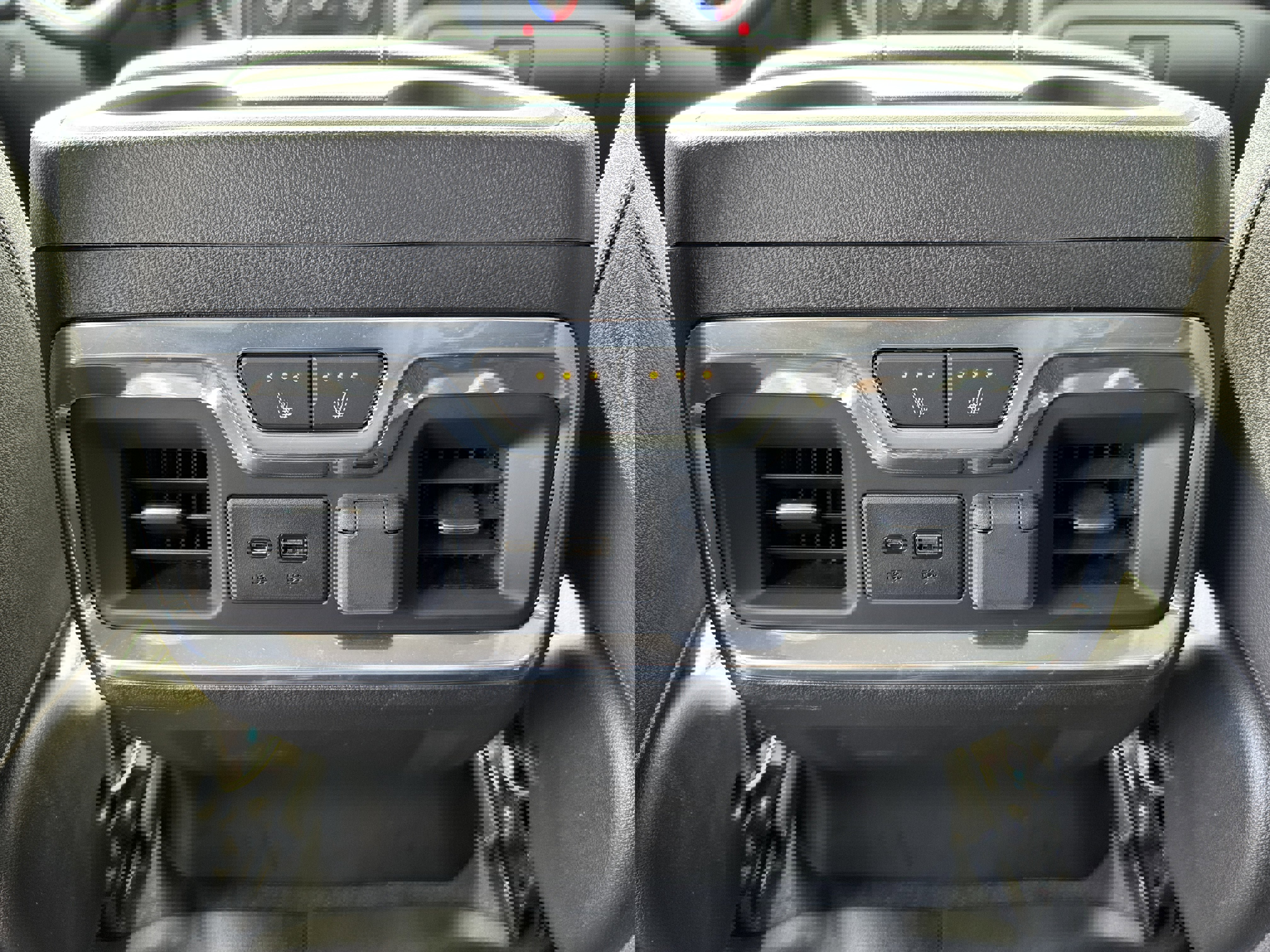 Used 2020 GMC Sierra 2500 SLT w/ SLT Convenience Package image 31