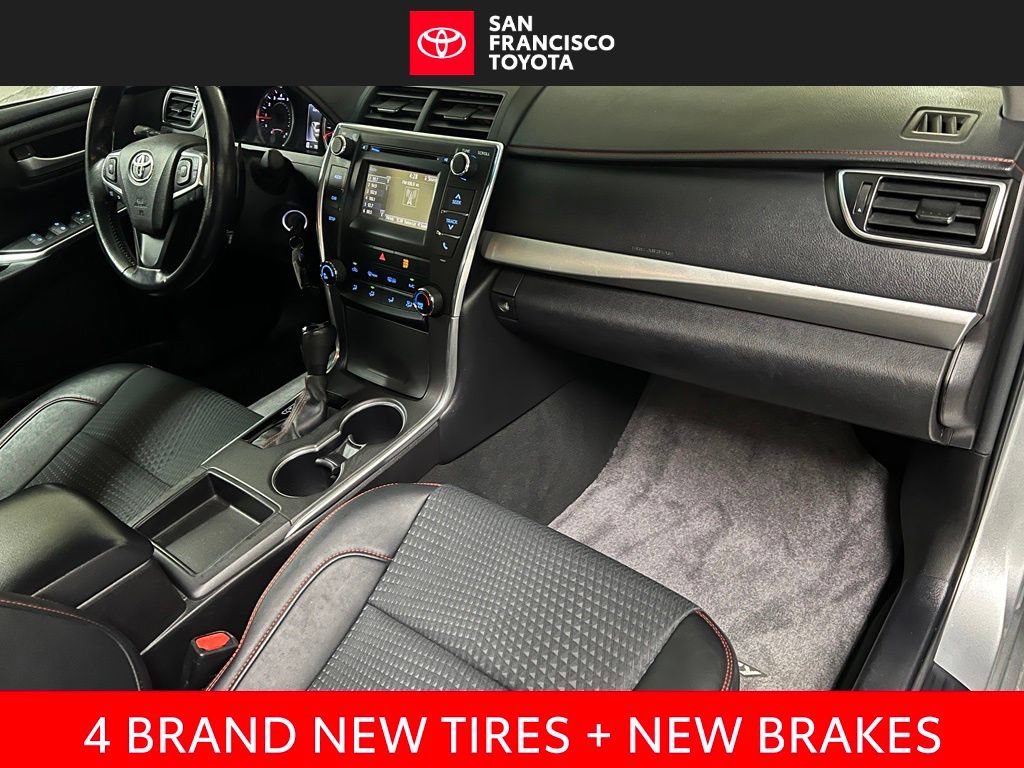 Used 2015 Toyota Camry SE FWD image 21