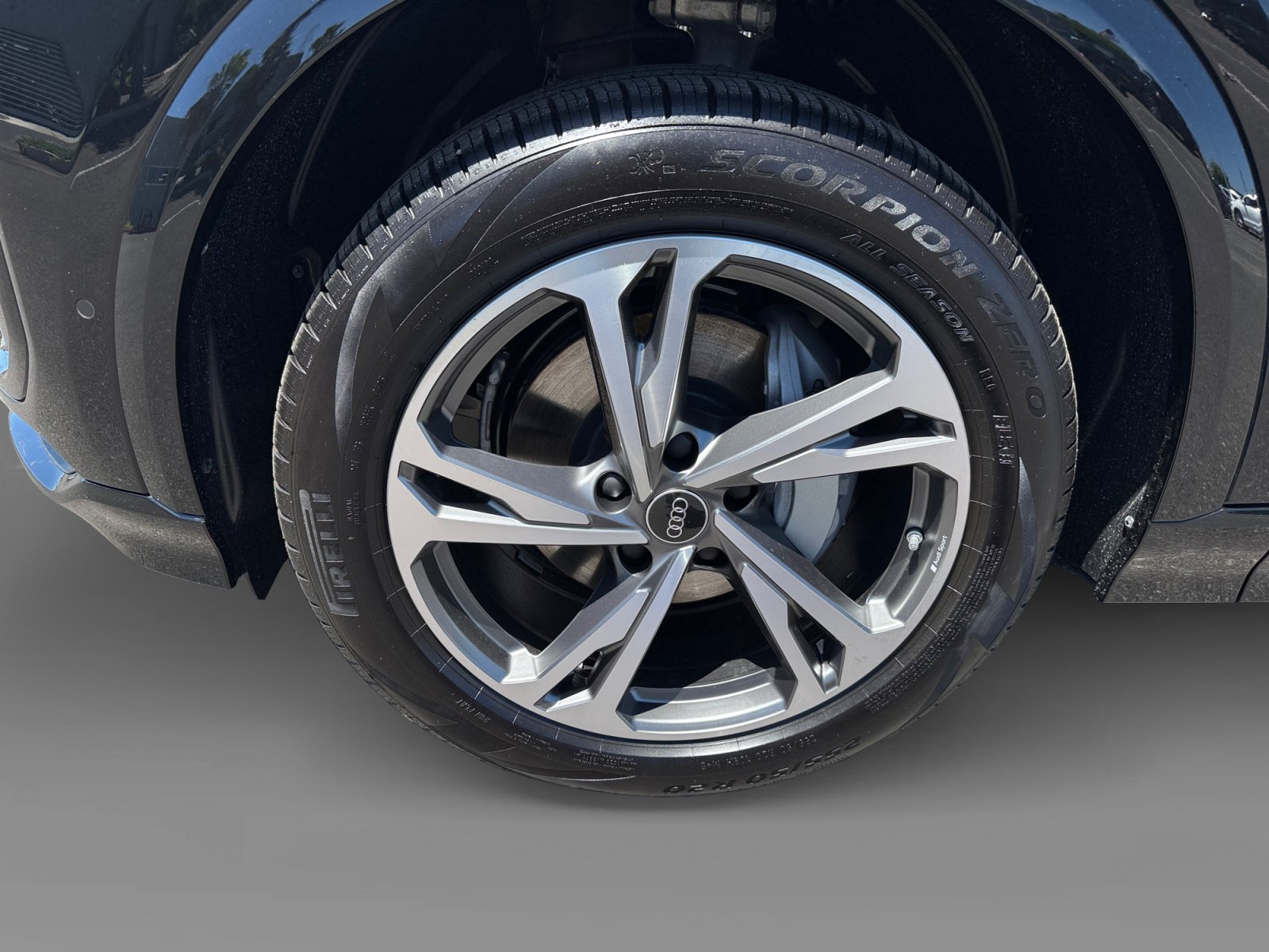 New 2027 Audi Q6 e-tron Premium Plus AWD/4WD image 9