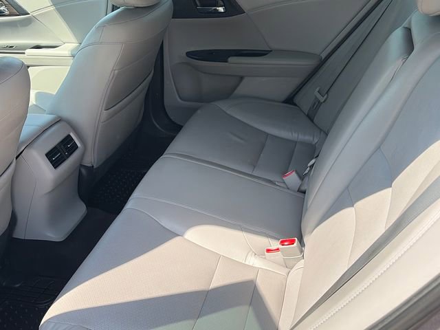 Used 2016 Honda Accord EX-L image 10