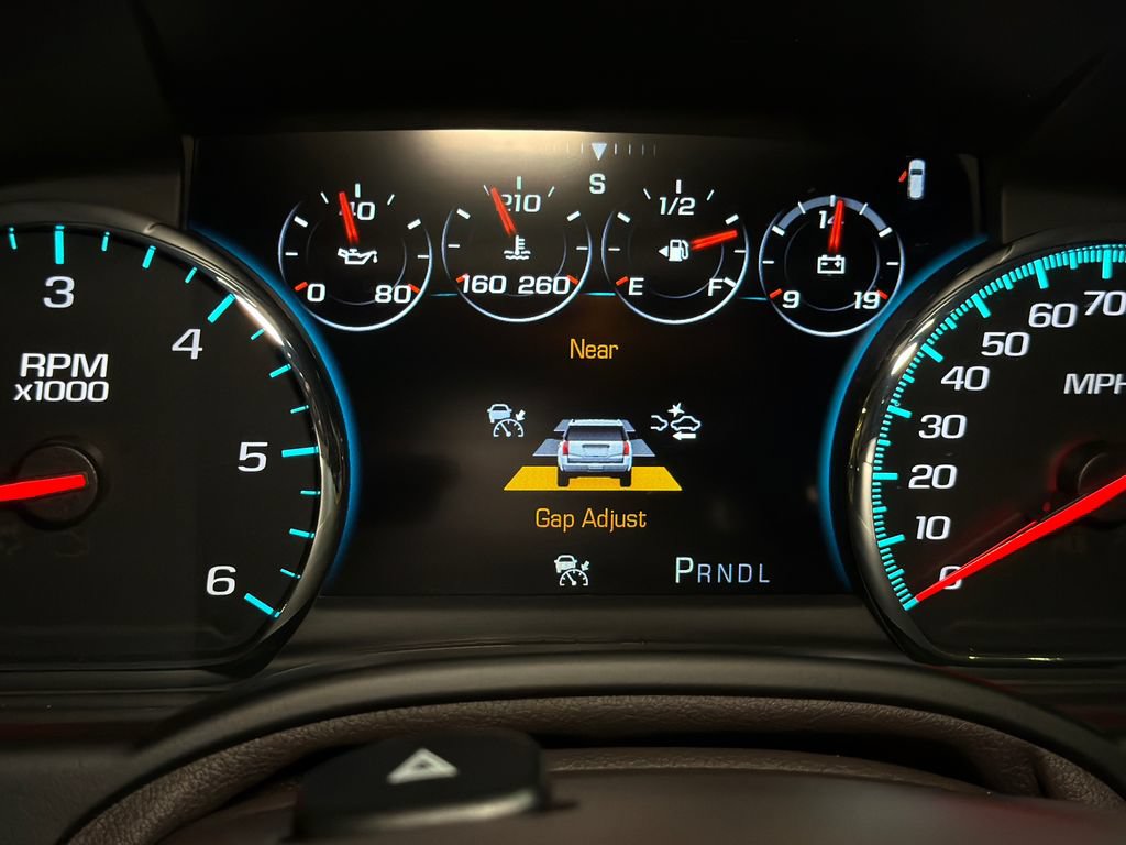 Used 2020 Chevrolet Suburban Premier w/ Premier 6.2L Value Package AWD/4WD image 25