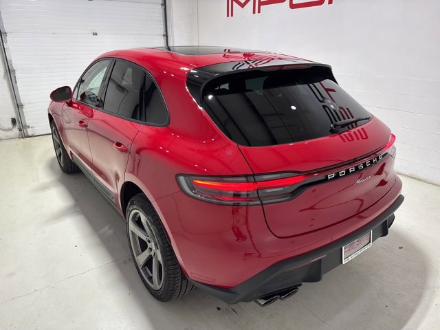 Used 2025 Porsche Macan Turbo image 12
