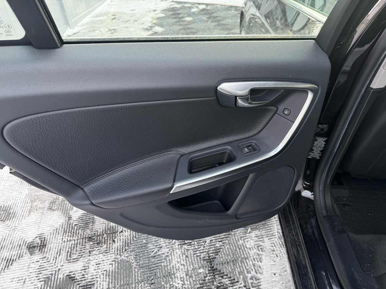 Used 2014 Volvo S60 T5 image 27