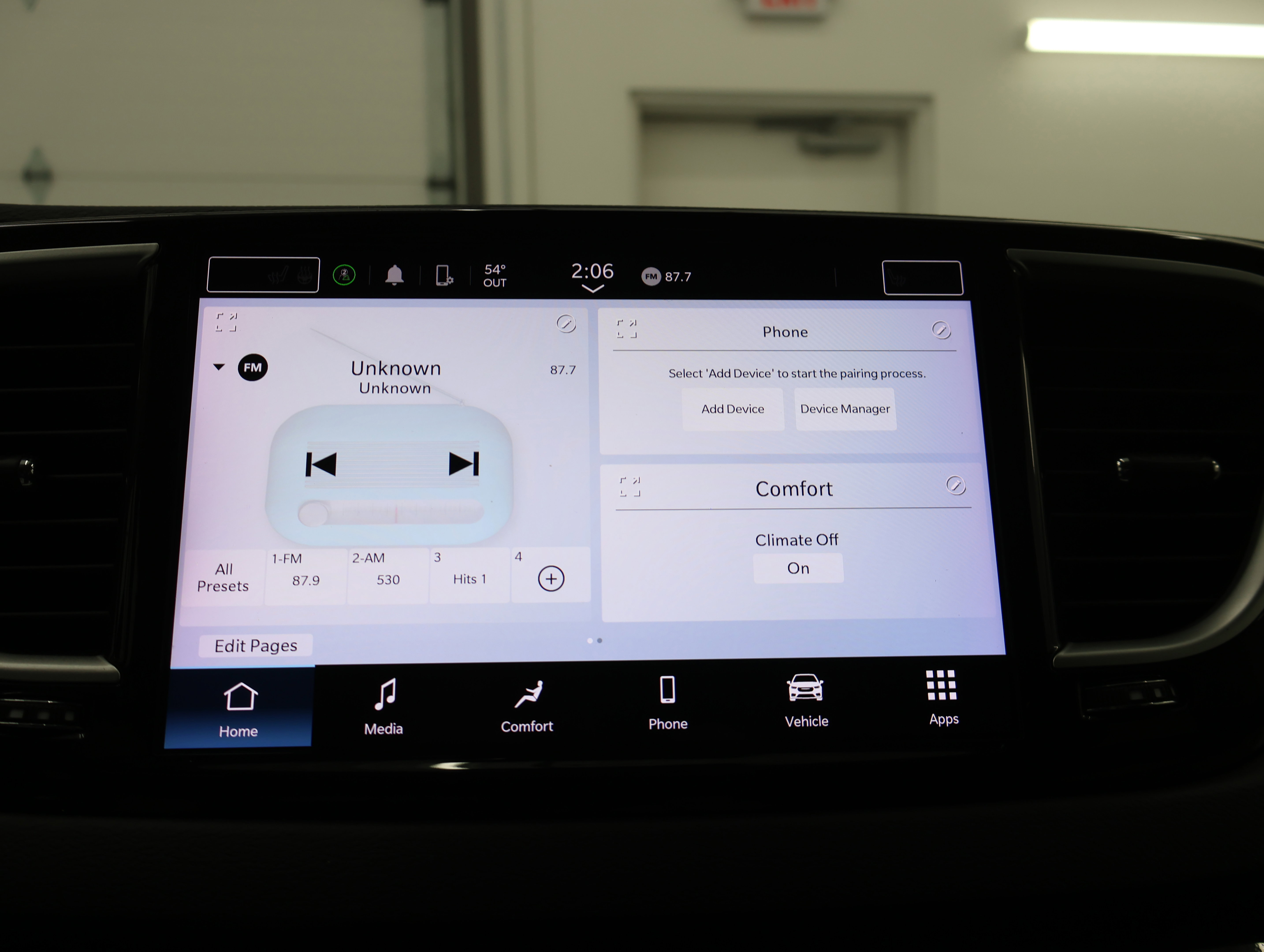 Used 2024 Chrysler Pacifica Touring-L FWD image 49
