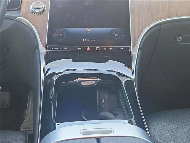 Used 2024 Mercedes-Benz GLC 300 4MATIC image 13