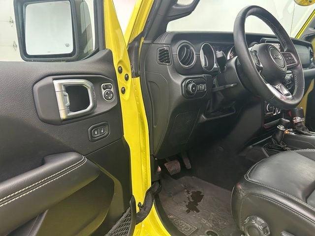 Used 2022 Jeep Wrangler Unlimited Sahara w/ Cold Weather Group image 25