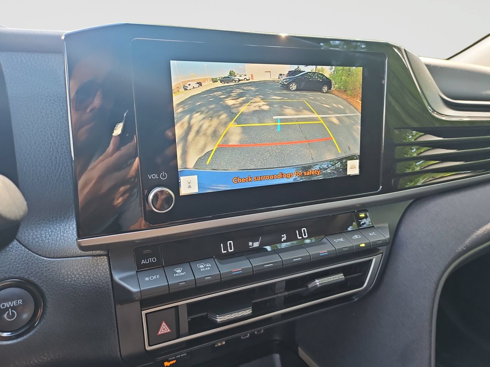 Used 2025 Toyota Camry LE FWD image 28