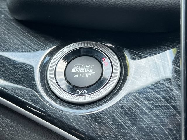 Used 2023 Jeep Grand Cherokee Trailhawk AWD/4WD image 36