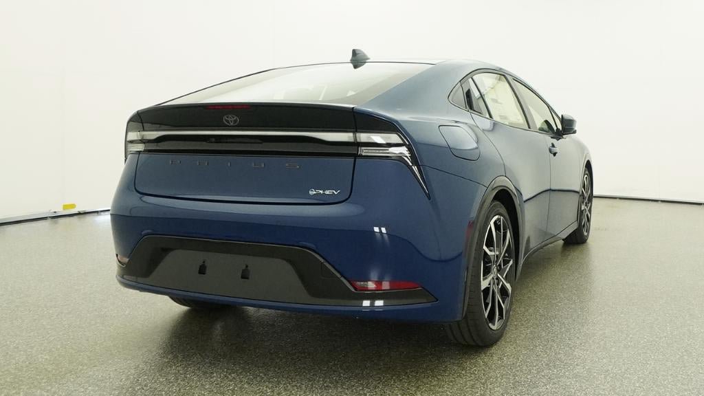 New 2026 Toyota Prius Plug-In Hybrid FWD image 24