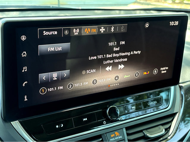 Certified 2025 Nissan Altima 2.5 SR w/ SR Premium Package FWD image 10