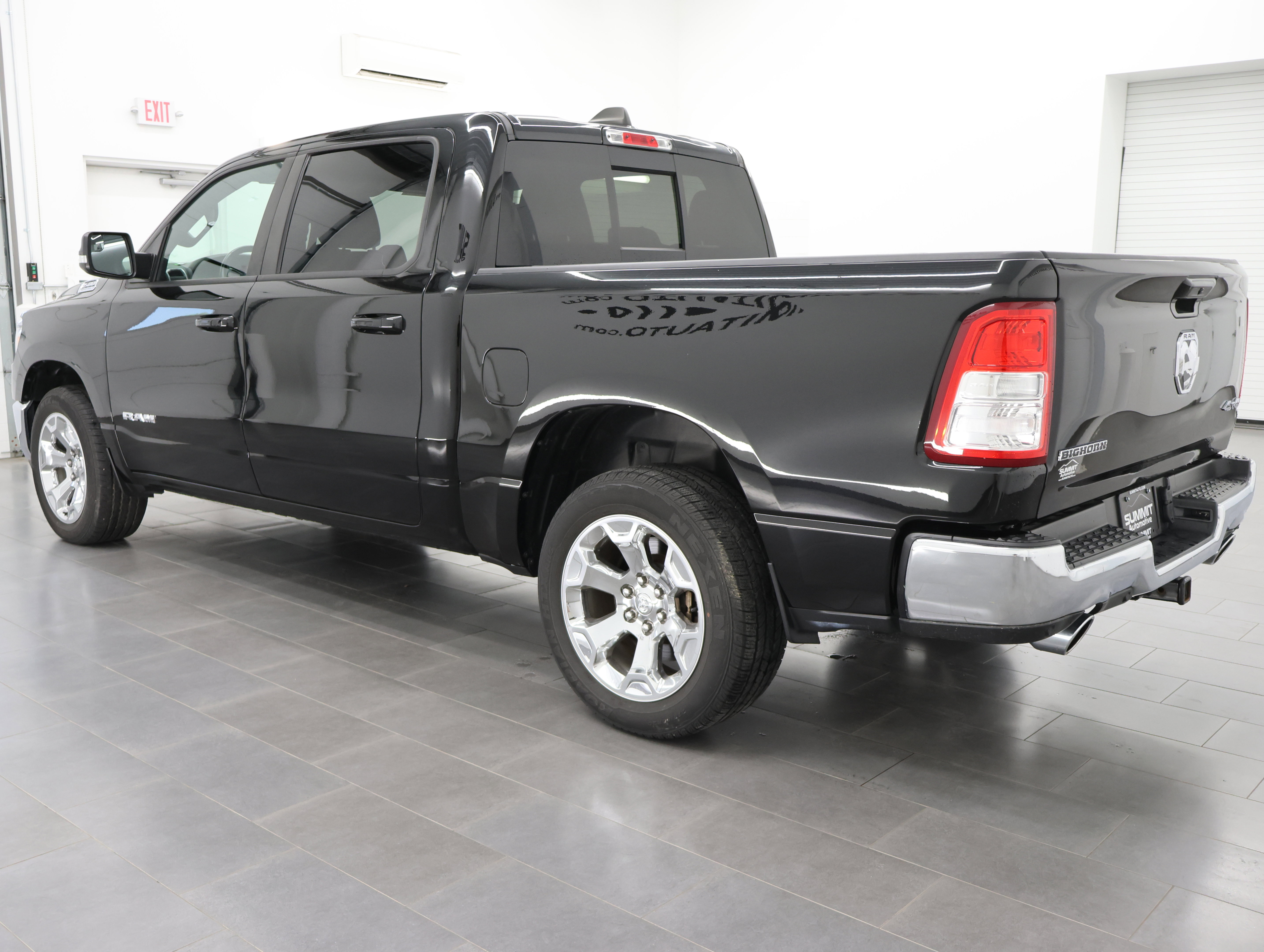 Used 2022 RAM 1500 Big Horn AWD/4WD image 6