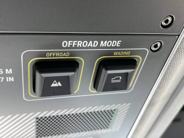 Used 2024 INEOS Grenadier Station Wagon AWD/4WD image 40
