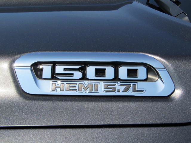 Used 2020 RAM 1500 Laramie AWD/4WD image 10