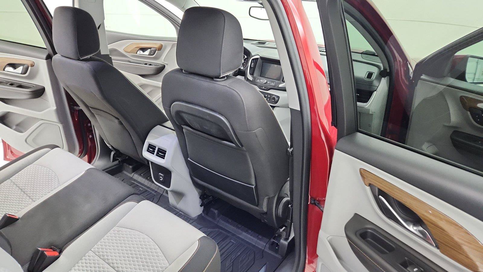Used 2020 GMC Terrain SLE w/ Driver Convenience Package FWD image 49