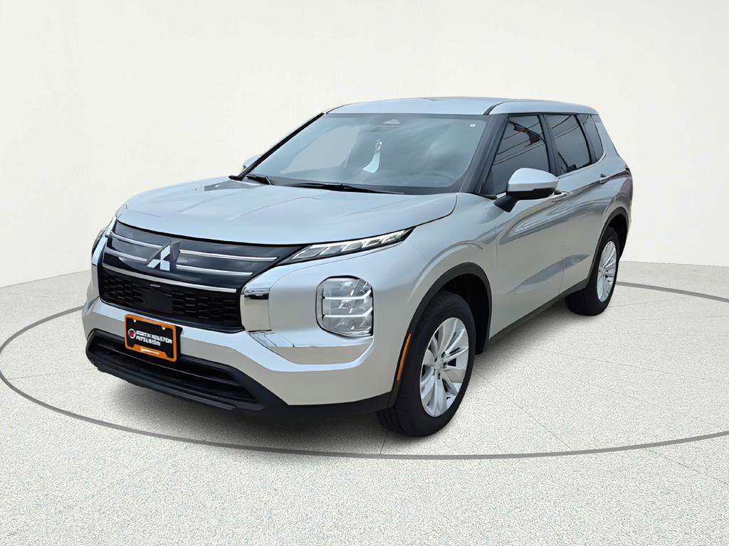 New 2026 Mitsubishi Outlander ES image 1