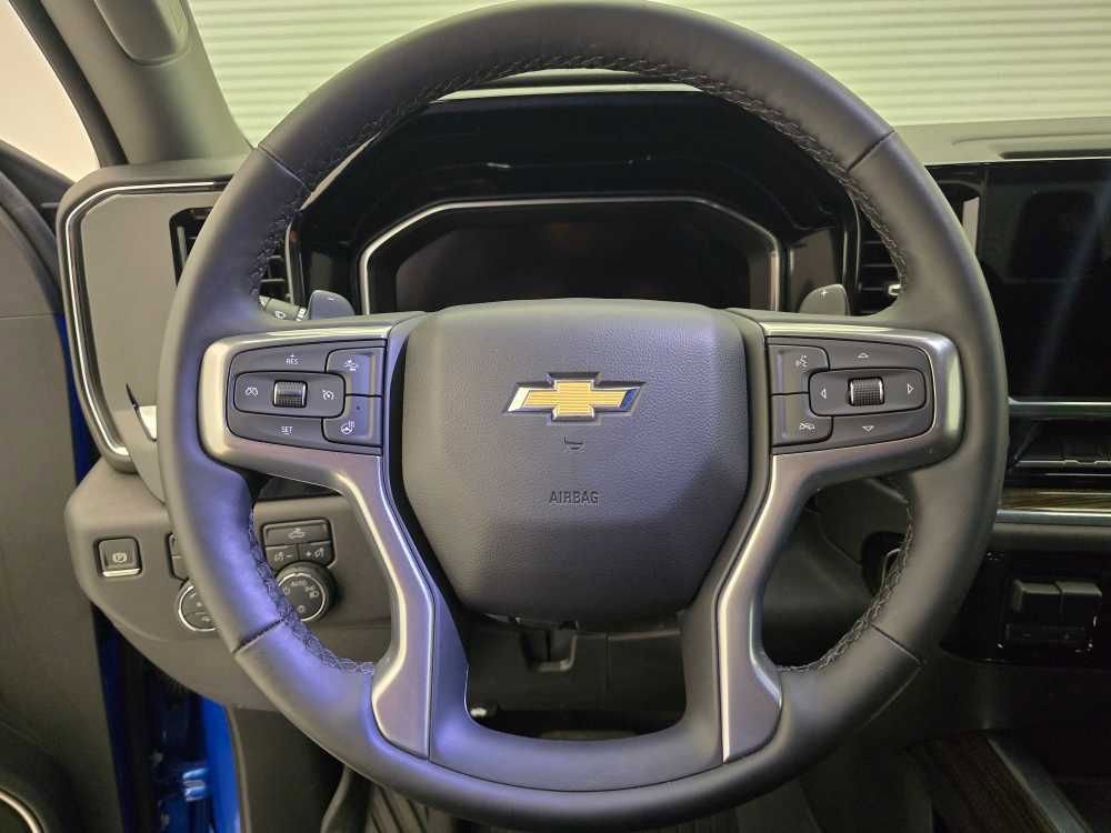 New 2025 Chevrolet Silverado 1500 LT w/ Z71 Off-Road Package image 3