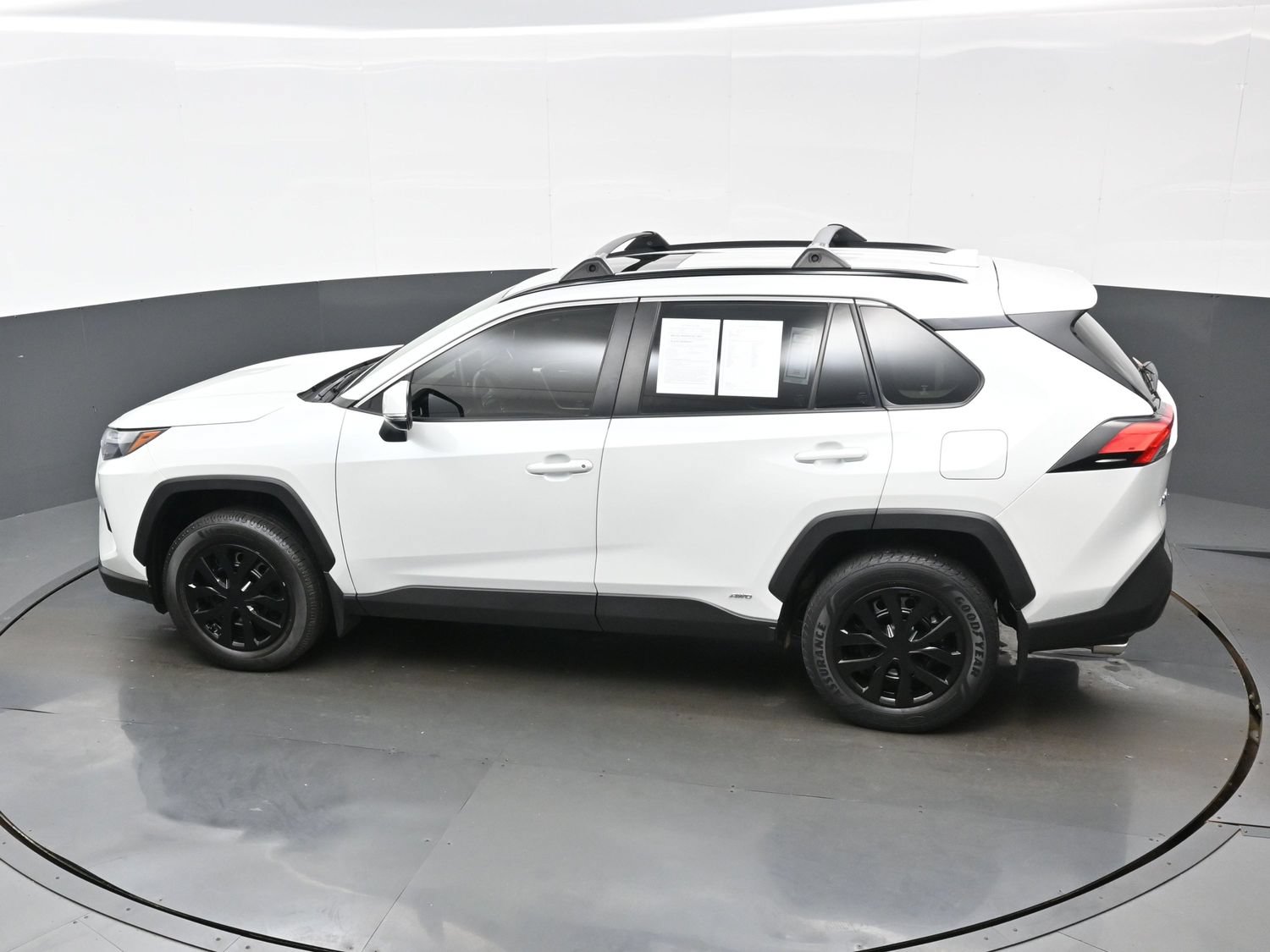 Used 2024 Toyota RAV4 XLE Premium AWD/4WD image 37