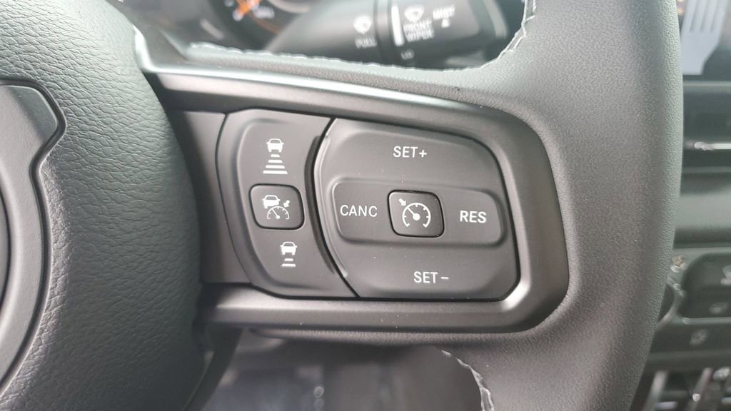 New 2026 Jeep Gladiator Sport image 30