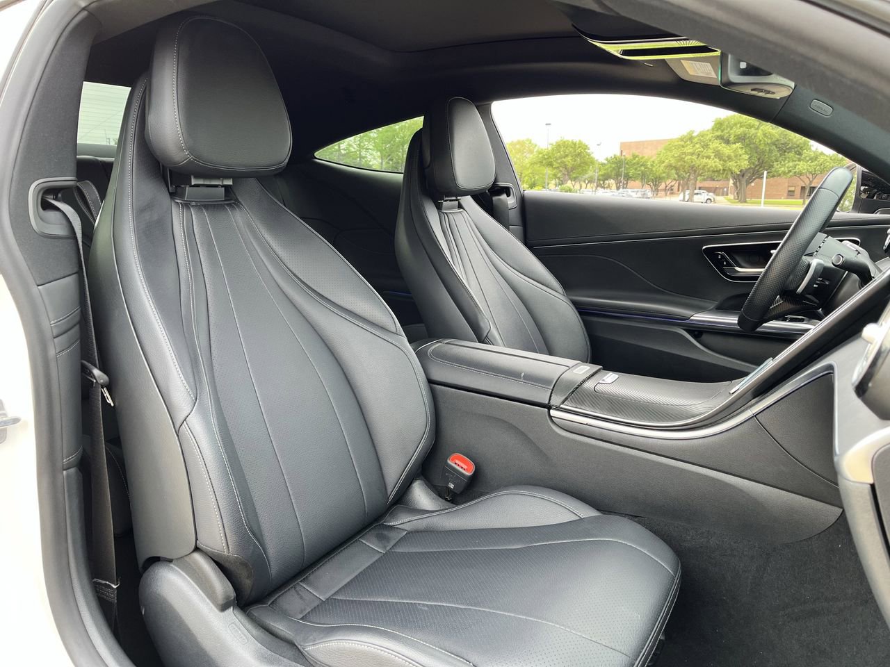 Used 2024 Mercedes-Benz CLE 300 4MATIC Coupe image 25