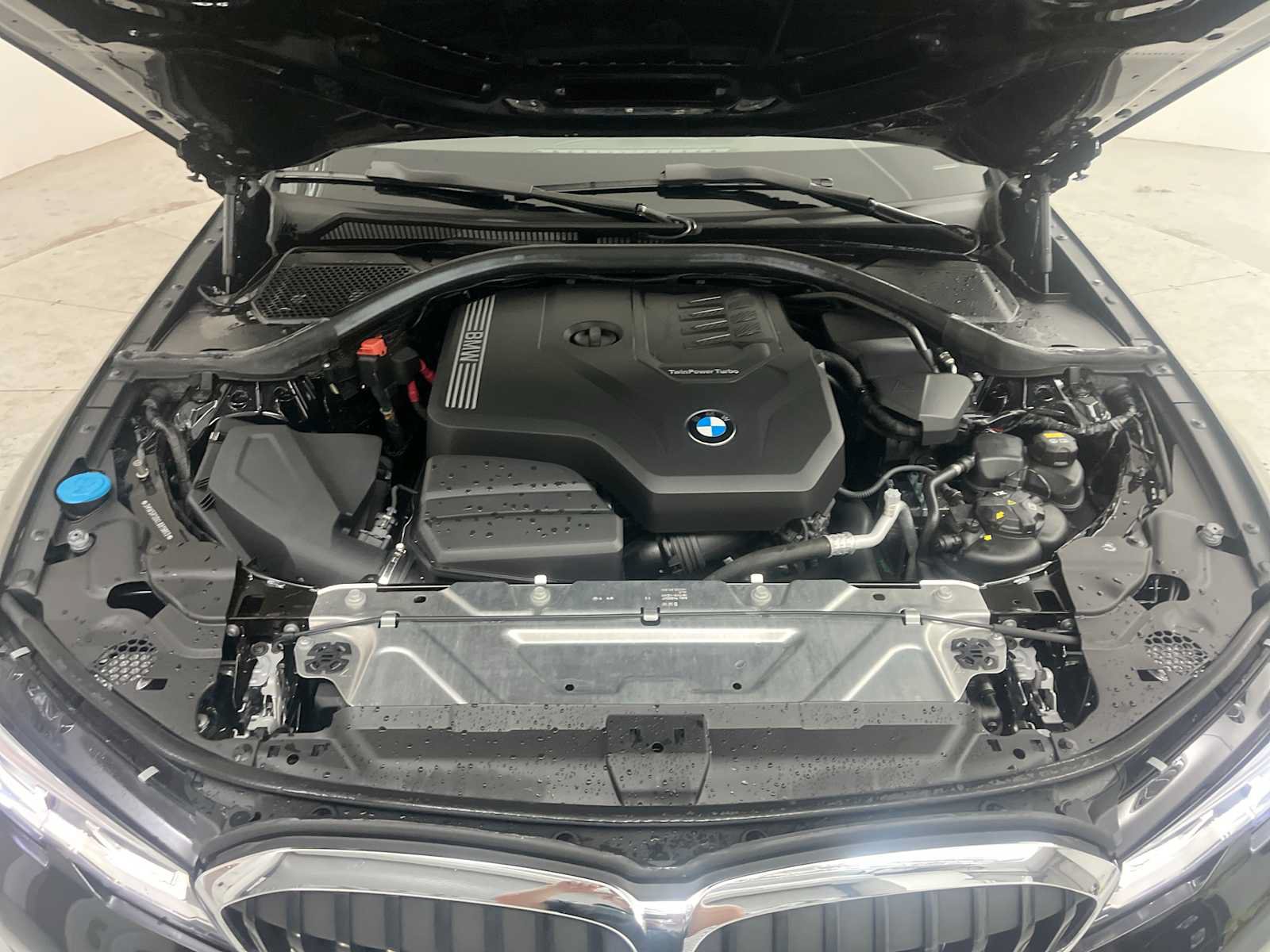 Used 2020 BMW 330i Sedan w/ Convenience Package RWD image 24