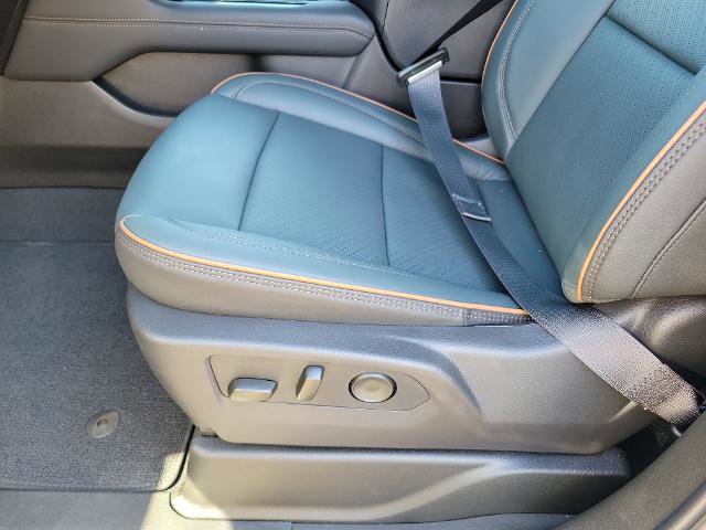 New 2026 GMC Yukon XL AT4 w/ AT4 Premium Plus Package image 13