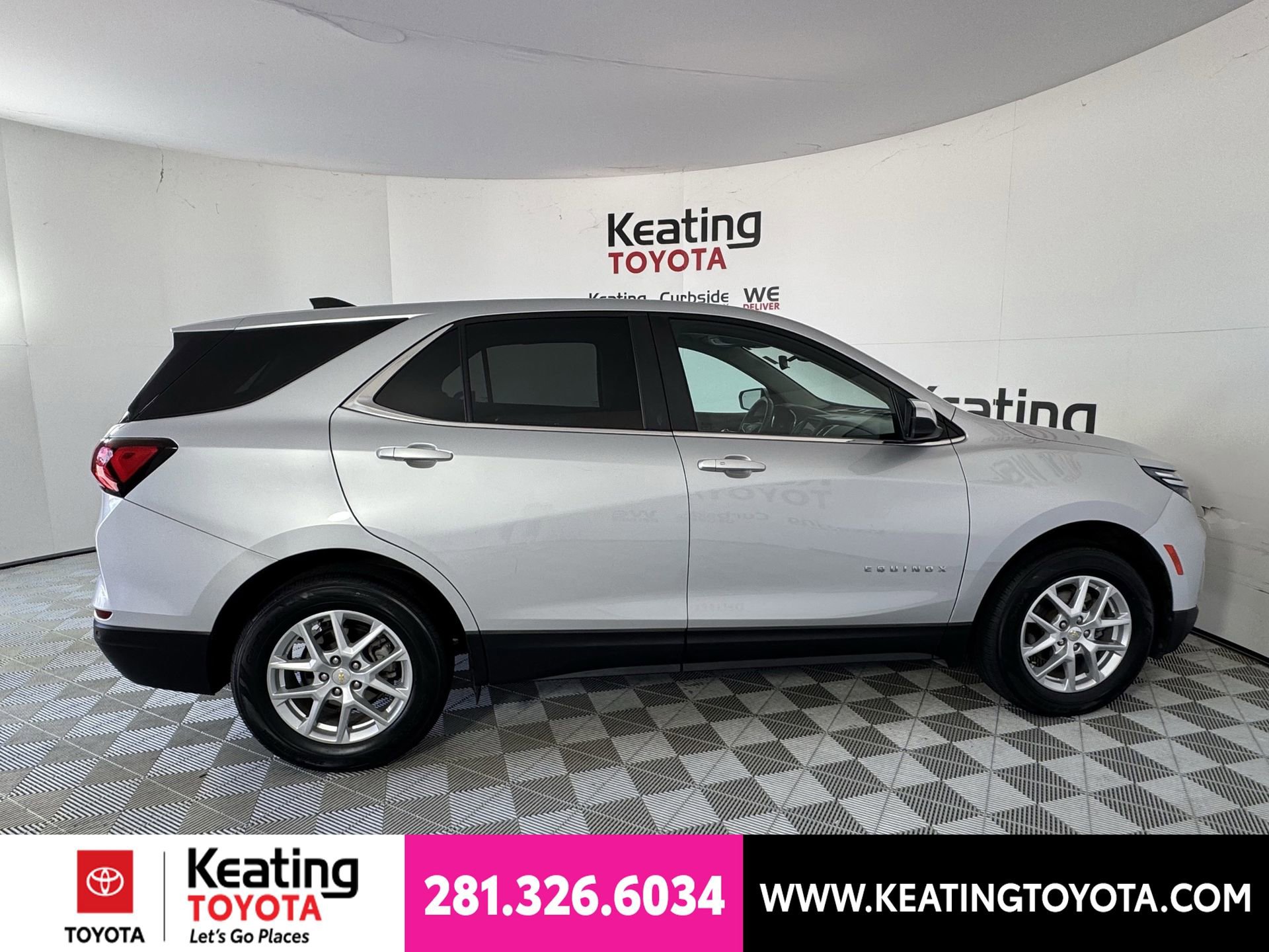 Used 2022 Chevrolet Equinox LT w/ Driver Convenience Package AWD/4WD image 4