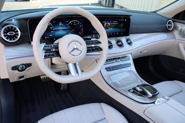Used 2023 Mercedes-Benz E 450 Cabriolet image 10