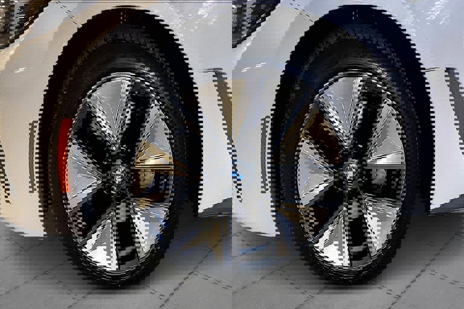 Certified 2025 BMW i4 eDrive40 w/ Premium Package image 10