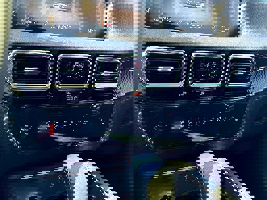 New 2026 Nissan Sentra SR w/ SR Premium Package image 11