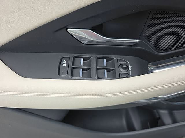 Used 2020 Jaguar E-PACE SE image 53