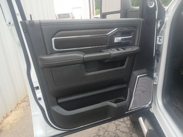 New 2026 RAM 3500 Big Horn w/ Laramie Trim Package AWD/4WD image 49