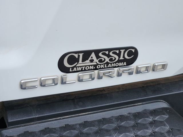 Used 2023 Chevrolet Colorado Trail Boss w/ Technology Package AWD/4WD image 12
