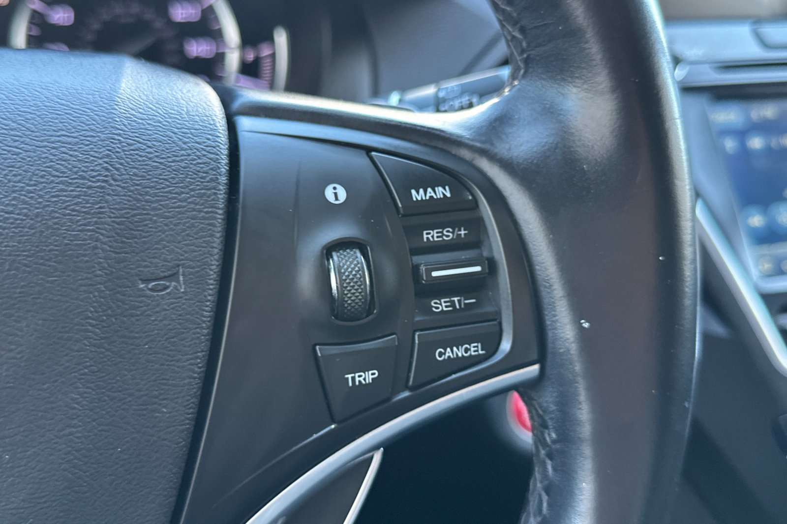 Used 2020 Acura MDX w/ Technology Package AWD/4WD image 38