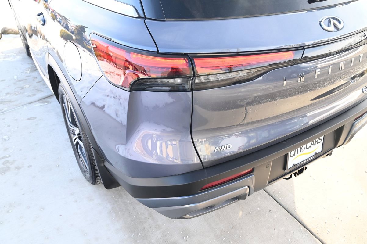 Used 2025 INFINITI QX60 Sensory image 14