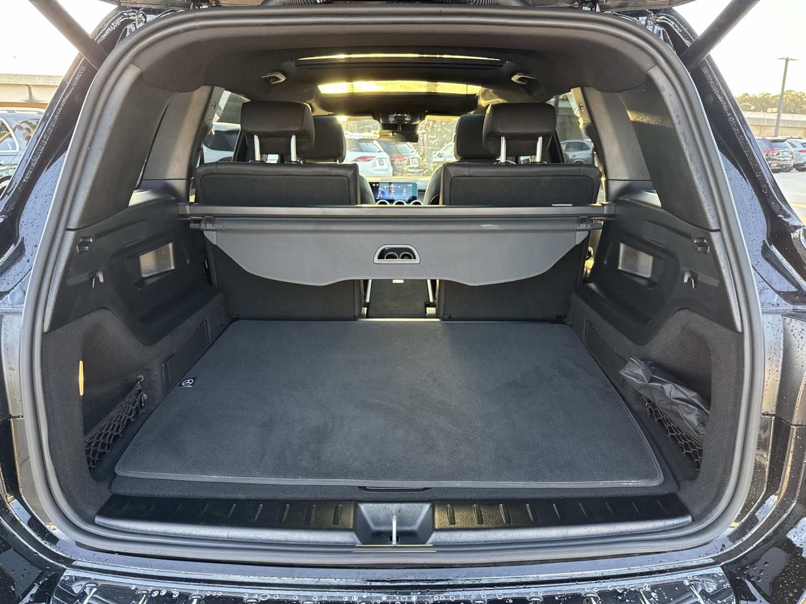Used 2026 Mercedes-Benz GLB 250 image 8