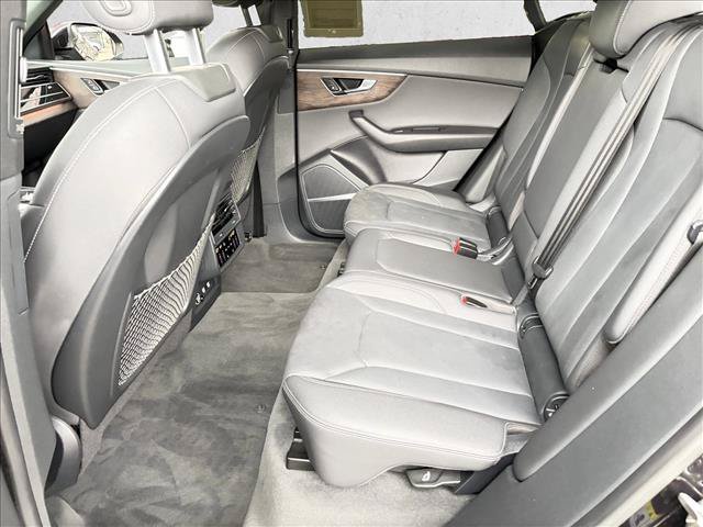 Used 2019 Audi Q8 Premium Plus w/ Premium Plus AWD/4WD image 14