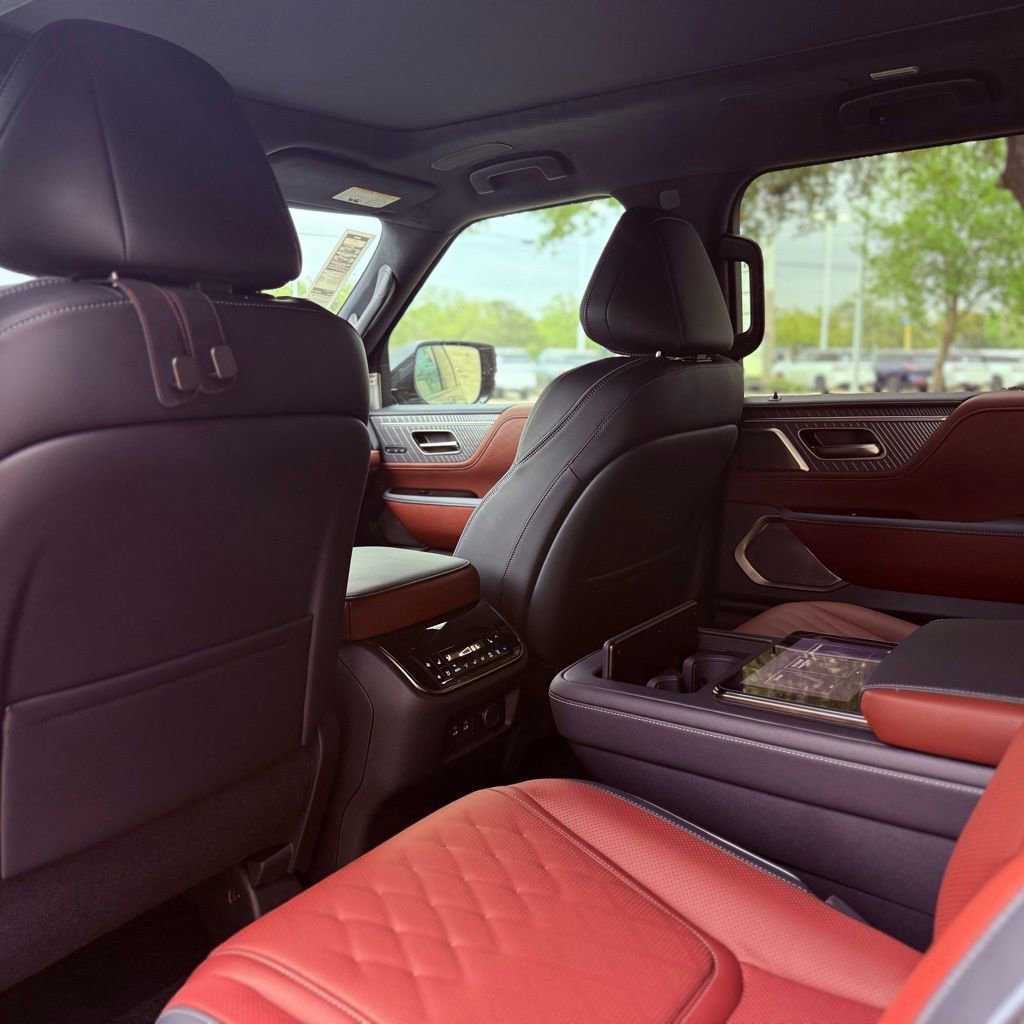 Certified 2026 INFINITI QX80 Autograph image 30