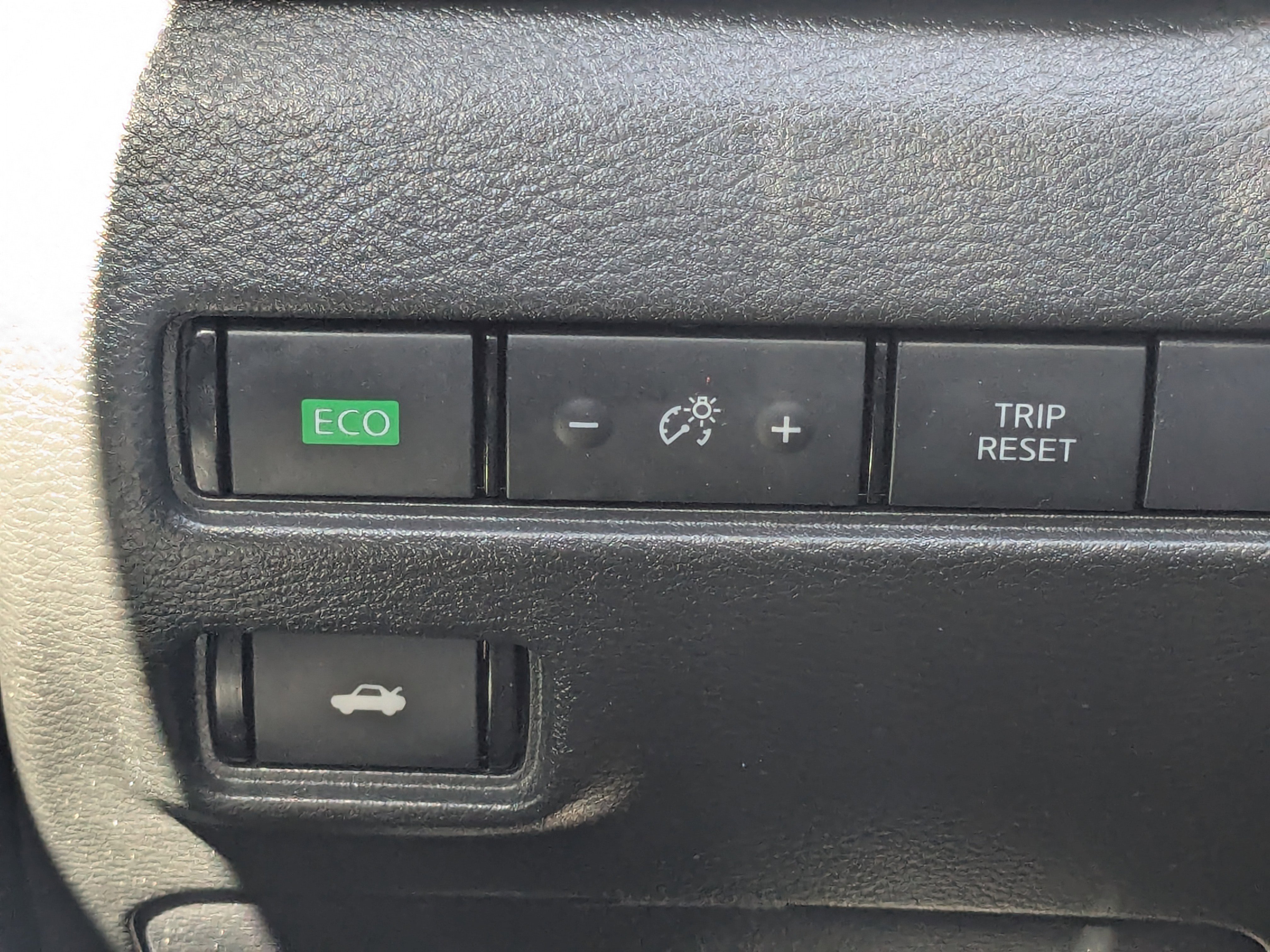 Used 2024 Nissan Sentra SV w/ All-Weather Package FWD image 26